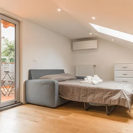Loft Santo Stefano-sant'orsola Apartament