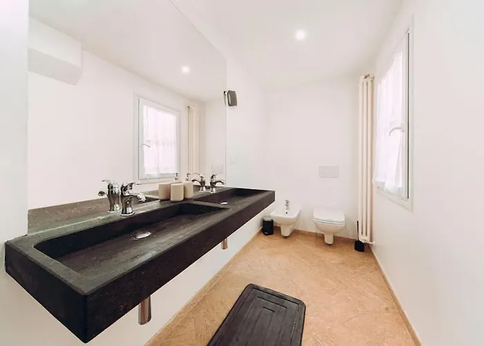 شقة Loft Santo Stefano-sant'orsola بولونيا