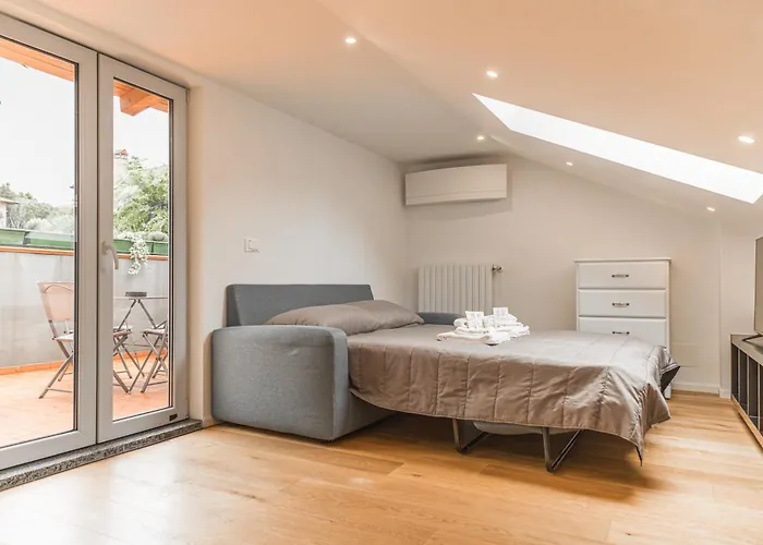 Loft Santo Stefano-sant'orsola شقة