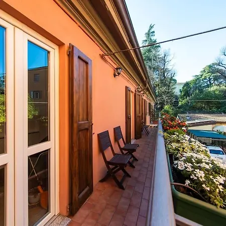 Loft Santo Stefano-sant'orsola 公寓