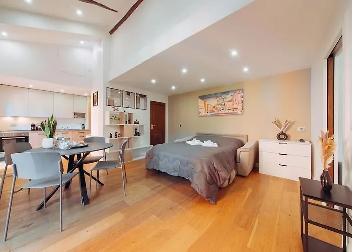 Lägenhet Loft Santo Stefano-sant'orsola Bologna